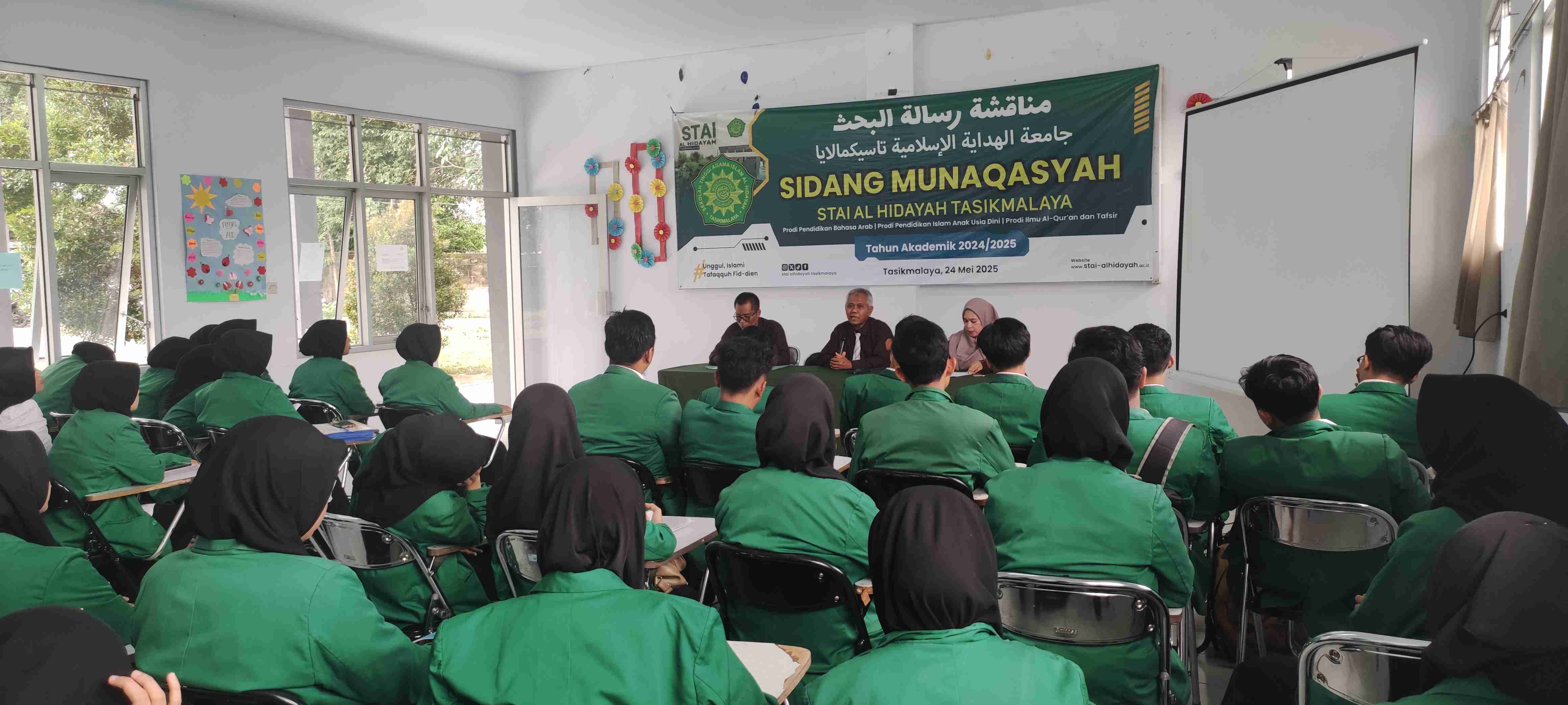Sidang Munaqasyah Tahun Akademik 2024/2025 Sidang Munaqasyah Tahun Akademik 2024/2025